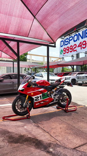 Ducati Panigale V2 Bayliss