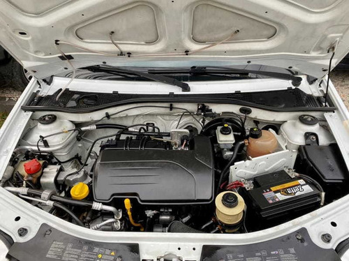 Imagem 9 de 14 de Renault Logan 1.0 Expression 16v Flex 4p Manual 2011