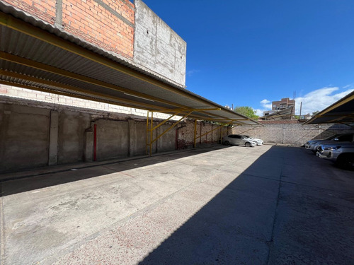 Se Vende Playa Estacionamiento Sarmiento