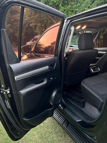 Toyota Hilux Pick-Up 2.8 Cd Srv 177cv 4x2
