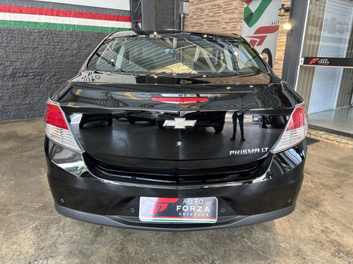 Chevrolet Prisma 1.0 MPFI LT 8V FLEX 4P MANUAL
