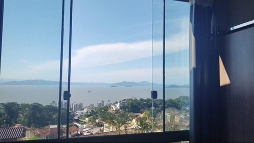 Imagem 13 de 27 de Casa Com 2 Dormitórios À Venda, 95 M² Por R$ 890.000,00 - Centro - Florianópolis/sc - Ca0820
