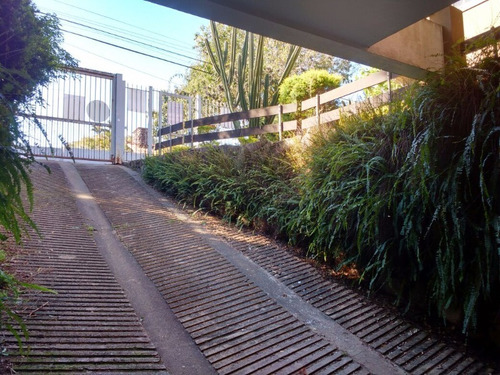 Casa Em Vila Assunção Com 3 Dormitórios - Lu26067