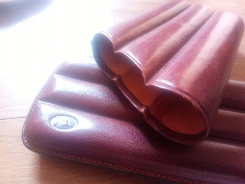 Lecerf Porta Habanos Para 3 Puros. (Usado)