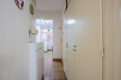 Venta Departamento 5 Ambientes En Recoleta Con Cochera