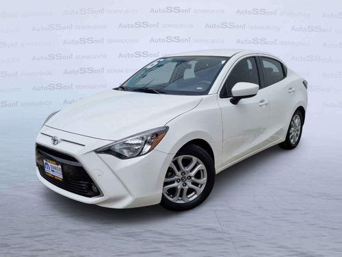 Imagen 1 de 11 de Toyota Yaris 2016 4p Sedn R Xle L4/1.5l Aut