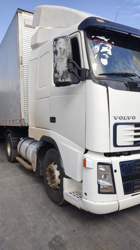 Imagem 3 de 8 de Volvo Fh
