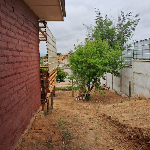 Casa Sólida En Excelente Estado Con Gran Terreno