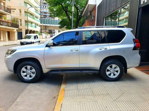 Imagen 8 de 12 de Toyota Land Cruiser 4.0 Prado Txl At