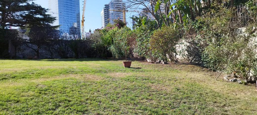 Gran Oficina Cerca De Puerto Del Buceo Y Wtc, 390 M2 , Terreno De 1288 M2, 9 Ambientes, 4 Garajes !!