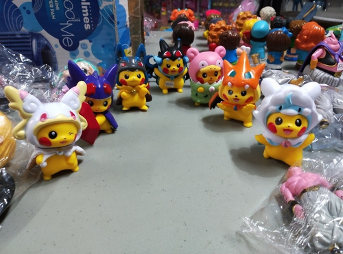 Figuras Pikachu Disfrazado 6pzas