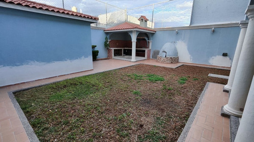 Imagen 21 de 30 de Casa En Venta En Jardines De La Concepción