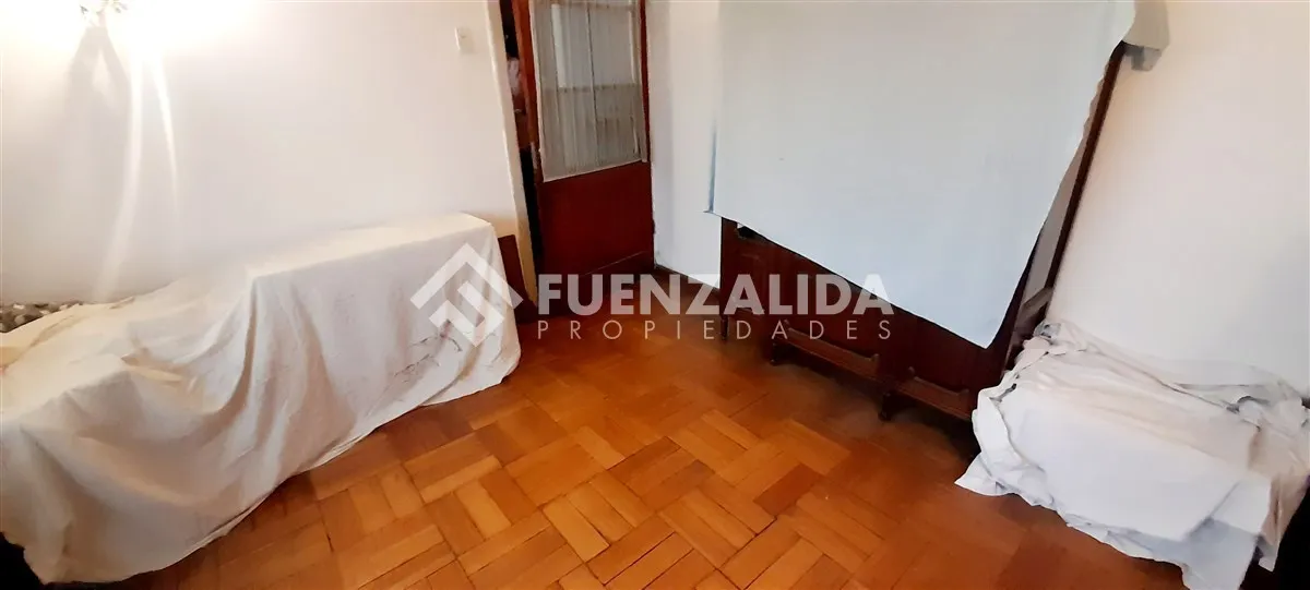 Imagen 4 de 28 de Casa En Venta De 5 Dorm. En San Joaquín