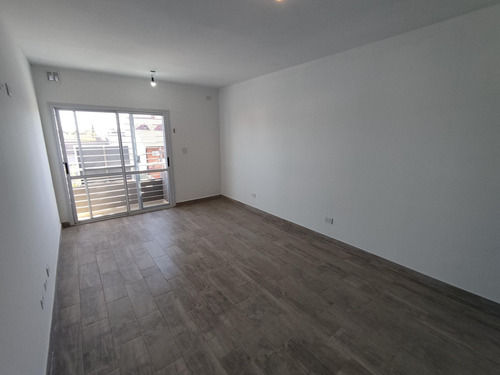 Imagen 7 de 25 de Venta 2 Ambientes Con Cochera En Morón