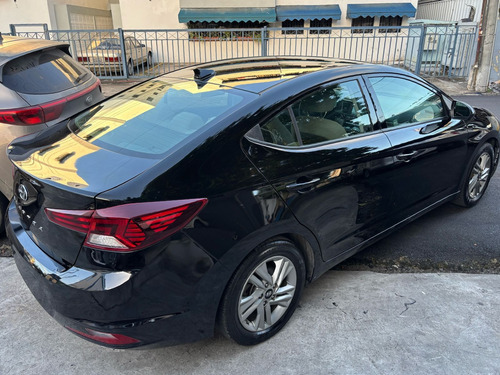Hyundai Elantra Sel 2020