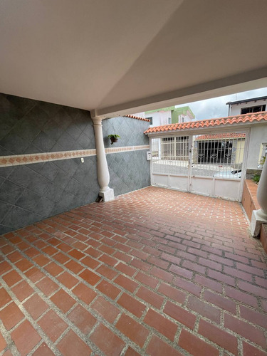Casa En Venta Urb. Parque El Retiro San Antonio De Los Altos