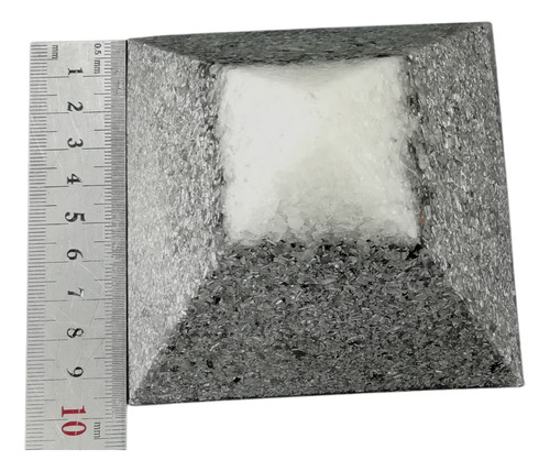 Electronite Orgonita Pirámide Egipcia Grande