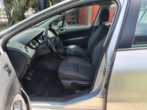 Peugeot 408 1.6 Allure 115cv