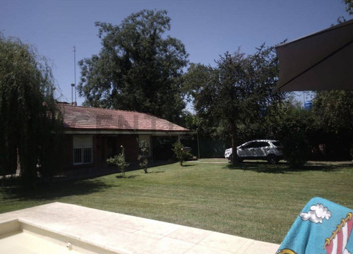 Venta Casa Quinta En General Rodríguez, Ideal Para Quienes Buscan Tranquilidad Y Confort...