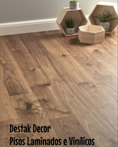 Imagem 1 de 5 de Destak Decor