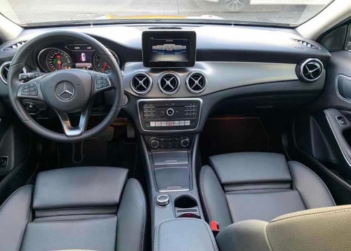Imagen 13 de 15 de Mercedes-benz Clase Gla 2020 1.6 200 Cgi Sport At
