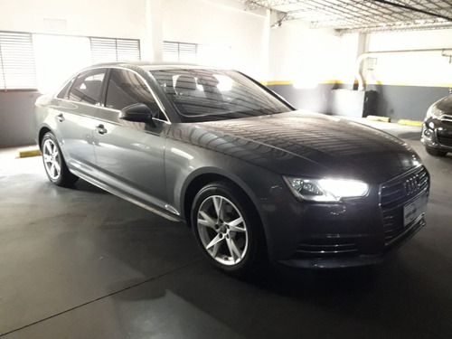Audi A4 2.0 Tfsi S-tronic / Nafta / 2017