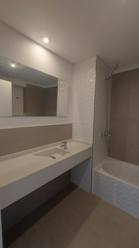 Alquiler - Departamento 2 Ambientes En Beccar Con Cochera Y Pileta