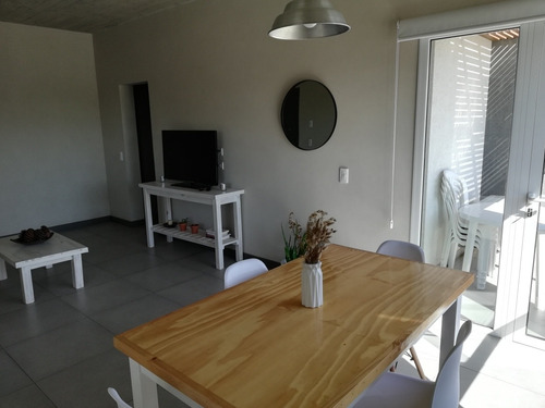 Departamento Con Pileta Frente Al Mar