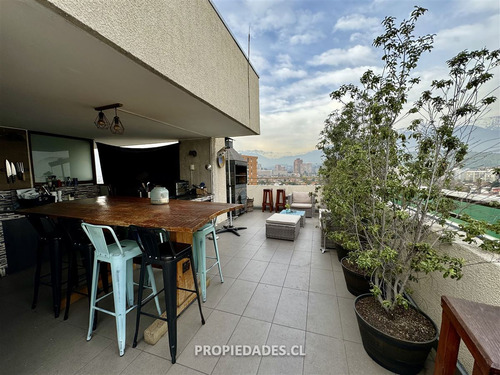 Departamento En Venta De 5 Dorm. En Las Condes