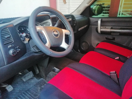 Silverado 2007 Pit -up 4x2 Lt Motor 5.3 Roja