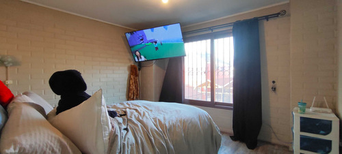 Amplia Casa 3d+3b En Pasaje Cerrado, Maipú (104084)