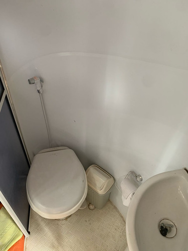 Reboque Para Dois Cavalos Com Apartamento