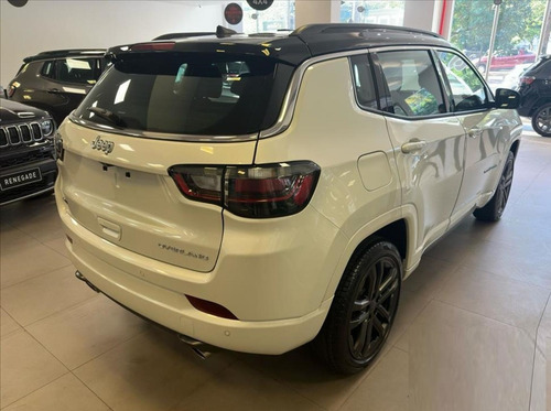 Jeep Compass 2.0 Overland Hurricane 4X4 Aut. 5-P