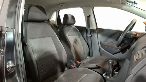 Volkswagen Polo 1.6 STARTLINE STD.