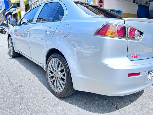 Mitsubishi Lancer 2.0 Hl-t Cvt 4p