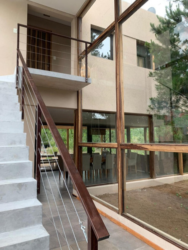 Casa En Venta 5 Amb. Costa Esmeralda En Barrio Deportivo 2