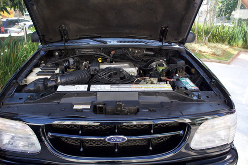2000 Ford Explorer Limited V8