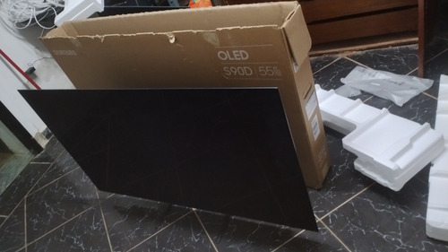 Tv 55 O Led 55 Cristal Líquido Sem Uso Tombou E Não Funciona