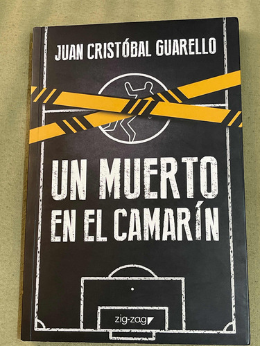 Livro Un Muerto En El Camarín