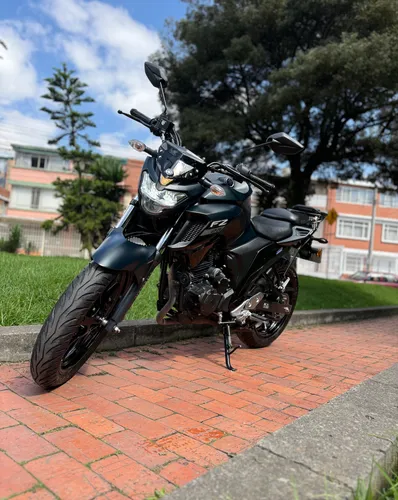 Vendo Como Nueva! Motocicleta Fz 250 Edición Especial