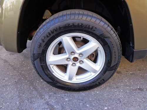 Imagen 15 de 18 de Jeep Cherokee Limited 2009 V6 4x4 Automático