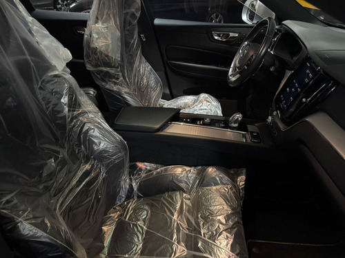 Volvo XC60 2.0 T8 HYBRID R-DESIGN AWD GEARTRONIC