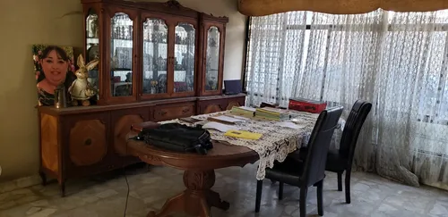 En Oceanía Casa 4 Garajes Jardín, Dos Niveles.