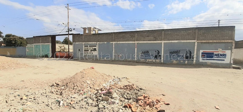 Hector Piña Vende Galpon En Zona Oeste De Barquisimeto Av Florencio Jimenez 22-20722