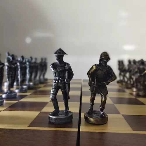 Tabuleiro de Xadrez Luxo completo medieval 32 peças - Street games  colecionáveis