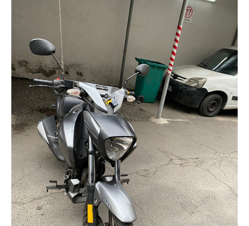 Suzuki Intruder 150