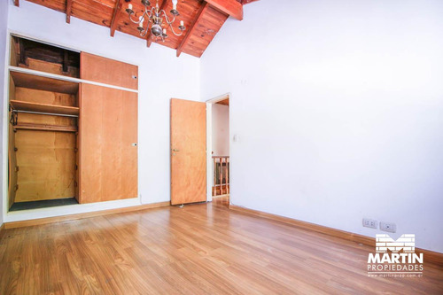 Casa En Venta 3 Amb Con Patio En Munro