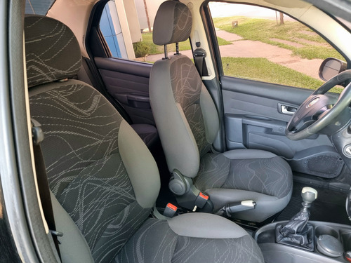 Fiat Siena 1.4 El My 2015