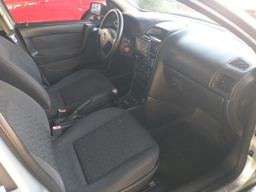 Imagem 7 de 8 de Astra 2.0 Mpfi Advantage 8v Flex 4p Manual