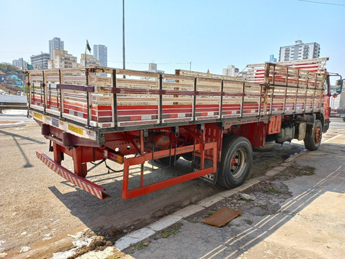 Imagem 2 de 7 de Vendo Somente Carroceria Madeira 7,2m
